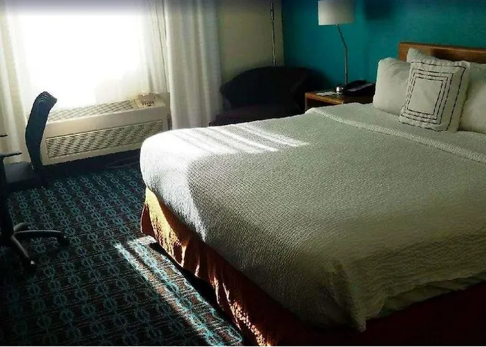 Americinn By Wyndham Airport Quad Cities Hotel
