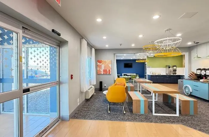 Americinn By Wyndham Airport Quad Cities Hotel Moline