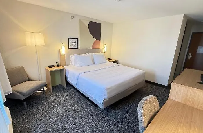 Americinn By Wyndham Airport Quad Cities 3*