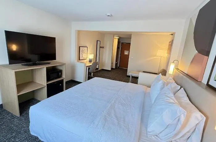 Hotel Americinn By Wyndham Airport Quad Cities