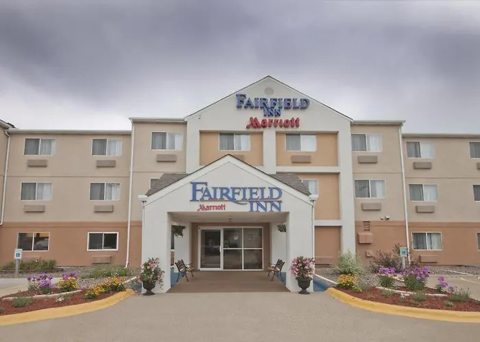 Hotel Americinn By Wyndham Airport Quad Cities Moline