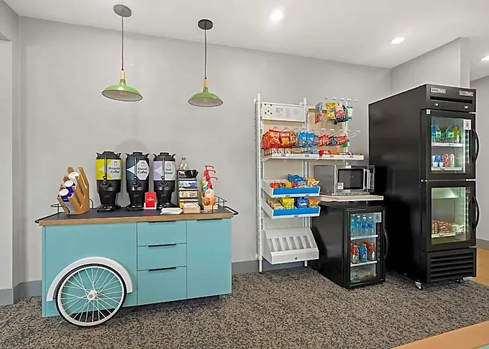 Americinn By Wyndham Airport Quad Cities Hotel