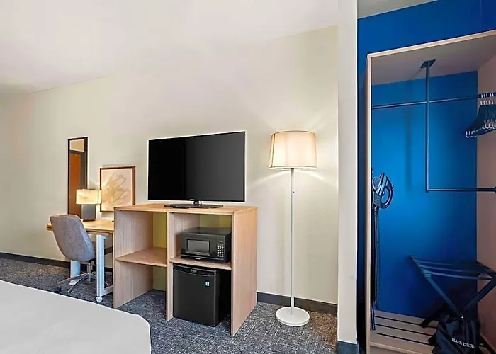 Americinn By Wyndham Airport Quad Cities