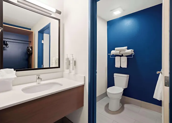 Americinn By Wyndham Airport Quad Cities 3* Молайн