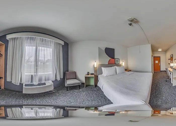 Americinn By Wyndham Airport Quad Cities Отель Молайн